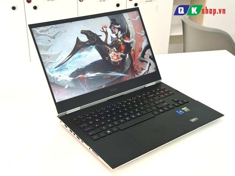 Laptop HP Omen 16 B0005DX  Core i7 - 11800H / Ram 16GB / SSD 512GB/ 16" 2K5  165Hz / RTX 3070 8GB