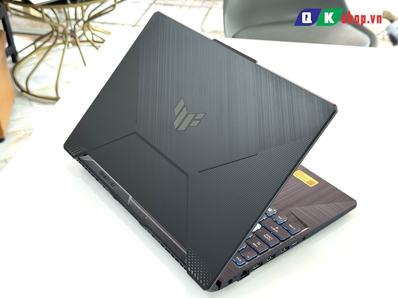 Laptop ASUS TUF Gaming A15 FA506NCG-HN184W R7-7445HS / RAM 16GB / SSD 512GB PCIE / 15.6 FHD 144HZ / VGA 4GB RTX3050