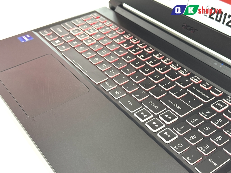 Laptop Gaming Acer Nitro 5 AN515 57 727J Core I7-11800H / RAM 16GB / SSD 512GB PCIE / 15.6FHD 144Hz / VGA 4GB RTX3050Ti