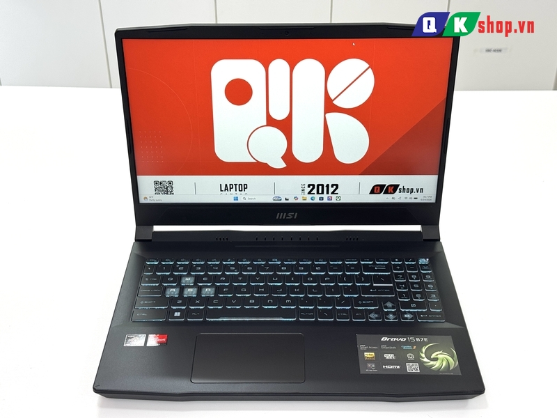 Laptop MSI Gaming Bravo 15 B7ED-010VN Ryzen 5-7535HS / RAM 16GB / SSD 512GB PCIE / 15.6 FHD / VGA 4GB RX6550M