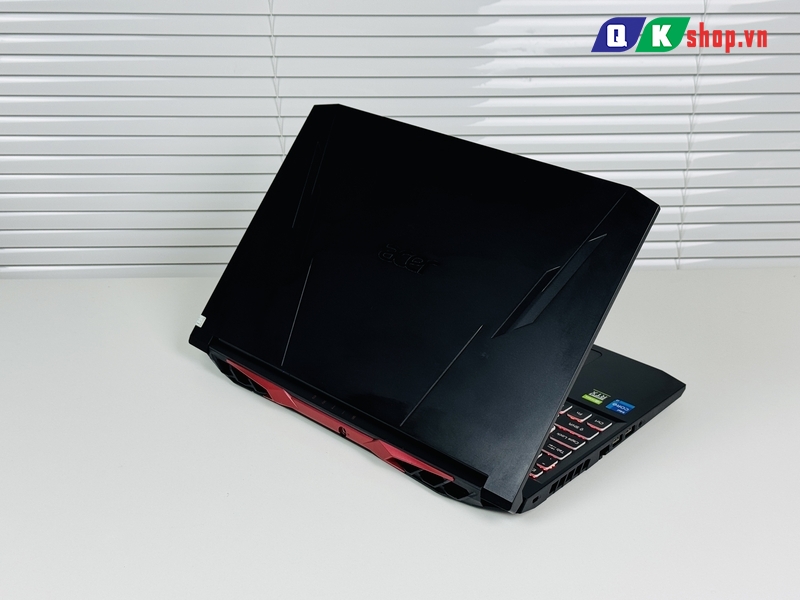 Laptop Acer Nitro 5 Gaming AN515 57 Core I7-11800H / Ram 8 GB / SSD 512GB / 15.6″ Full HD 144Hz / RTX 3050Ti 4 GB