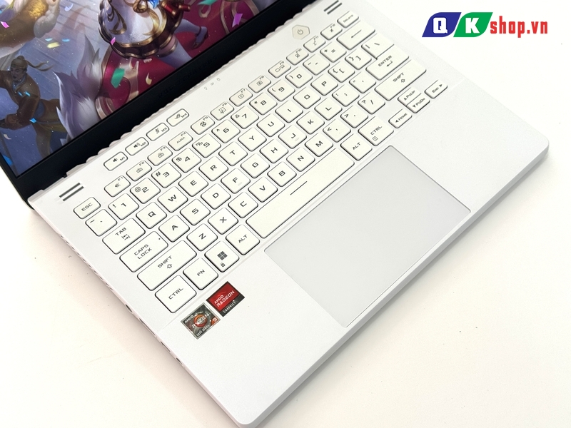 Laptop ASUS Gaming ROG Zephyrus G14 GA402RJ  R9 - 6900HS / Ram 16GB / SSD 1TB PCIE / 14.0 WQXGA /VGA 8GB RADEON RX6700S