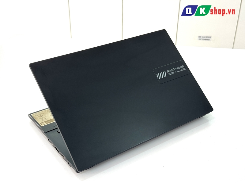 Laptop Asus Vivobook E1404FA-NK186W  Ryzen 5 - 7520U / Ram 16GB / SSD 512GB/ 14.0 FHD