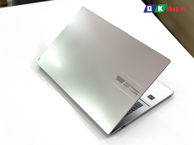 Laptop Asus Vivobook GO 15 E1504FA-NJ776W  Ryzen 5-7520U / RAM 16GB / SSD 512GB PCIE / 15.6 FHD