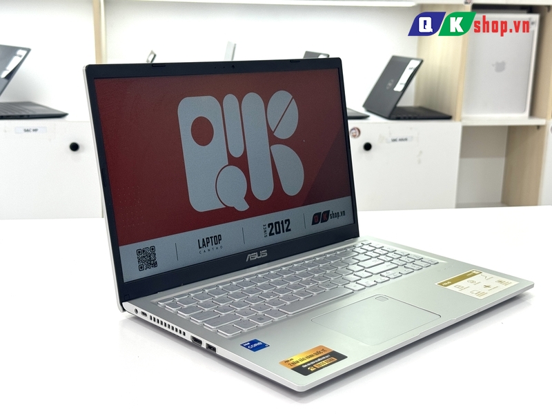 Laptop Asus Vivobook X515EA-BQ3015W Core i7-1165G7 / RAM 8GB / SSD 512GB  / 15.6" FHD