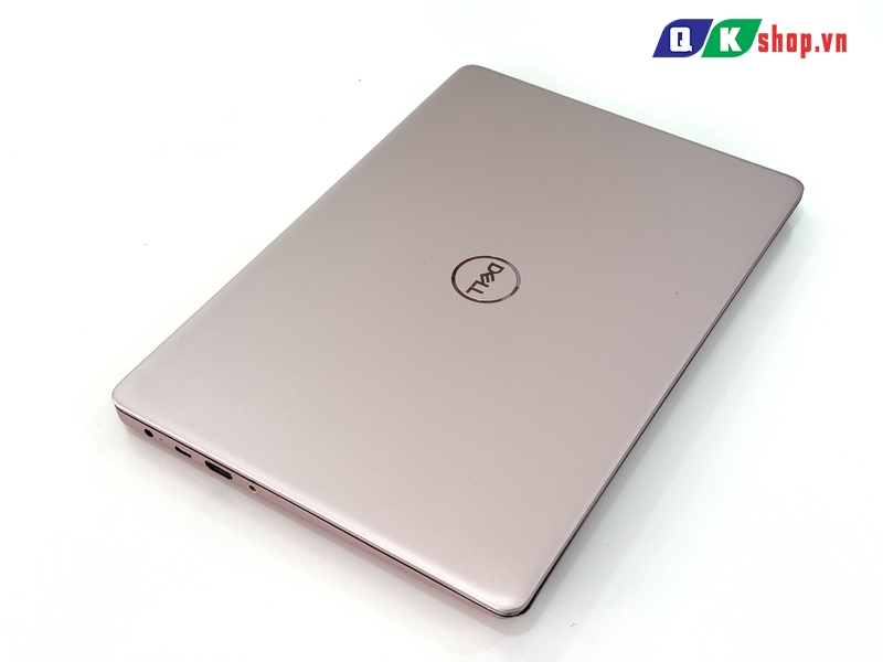 Laptop Dell Inspiron 13 5370 Core i3 - 8130U / RAM 4 GB / SSD 128 GB / 13.3" FHD