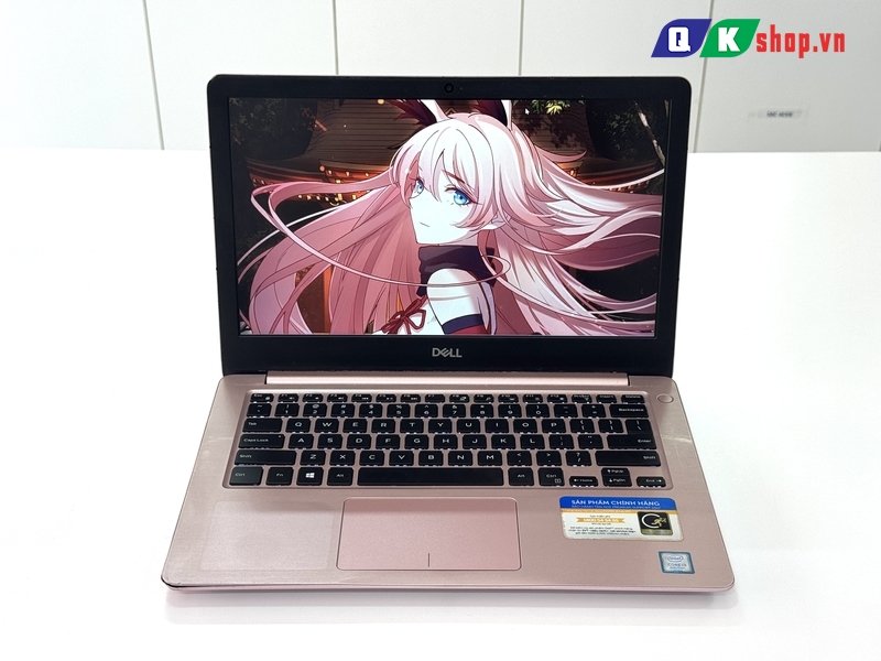 Laptop Dell Inspiron 13 5370 Core i3 - 8130U / RAM 4 GB / SSD 128 GB / 13.3" FHD