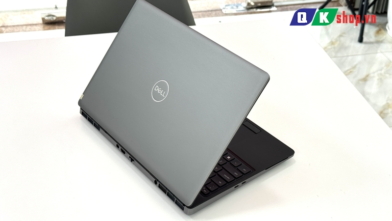 Laptop Dell Precision 7560 Core i7 - 11850H / Ram 16GB / SSD 512GB / 15.6" FHD / RTX T1200 4GB