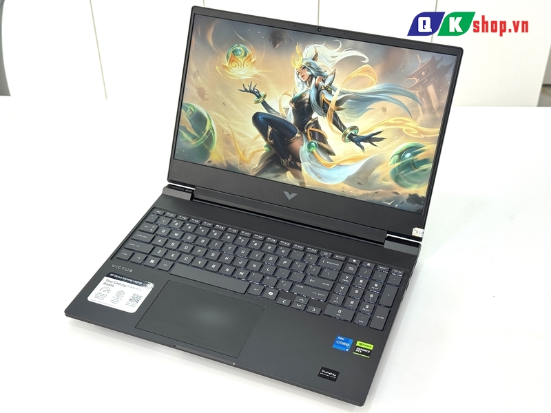 Laptop Gaming HP Victus 15-fa2013dx  Core i5-13420H / Ram 16GB / SSD 512GB / 15.6'' FHD 144Hz / RTX 3050 6GB