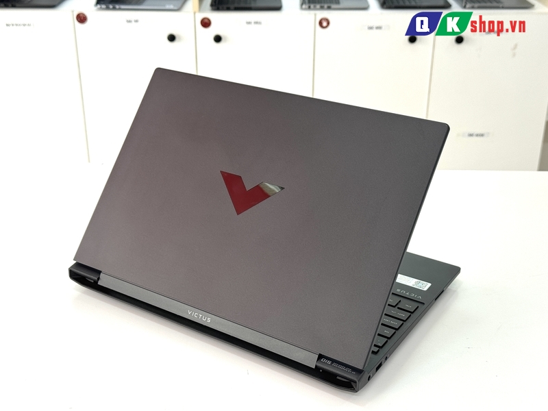 Laptop HP Gaming Victus 15-FA0115TX Core I5-12500H / RAM 16 GB / SSD 512GB PCIE / 15.6 FHD 144HZ / VGA 4GB RTX3050