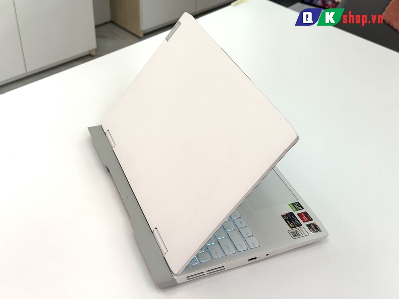 Laptop Lenovo Ideapad Gaming 3 15ARH7  Ryzen 5 - 6600H / Ram 8GB / SSD 512GB PCIE / 15.6 FHD 120Hz / VGA 4GB RTX3050
