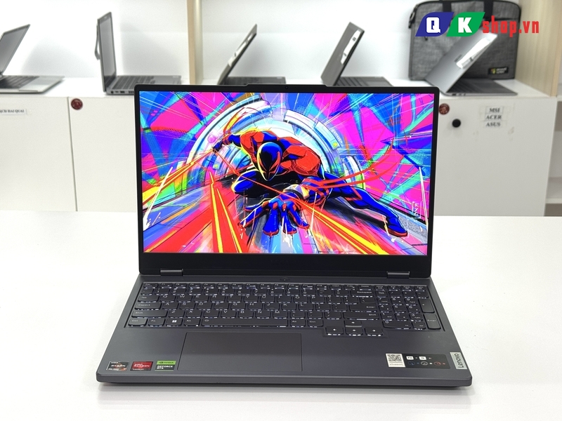 Laptop Lenovo Legion 5 15ARP8  Ryzen 7-7735HS / 16GB / SSD  512GB / 15.6'' 2.5K 165Hz / RTX 4060 8GB