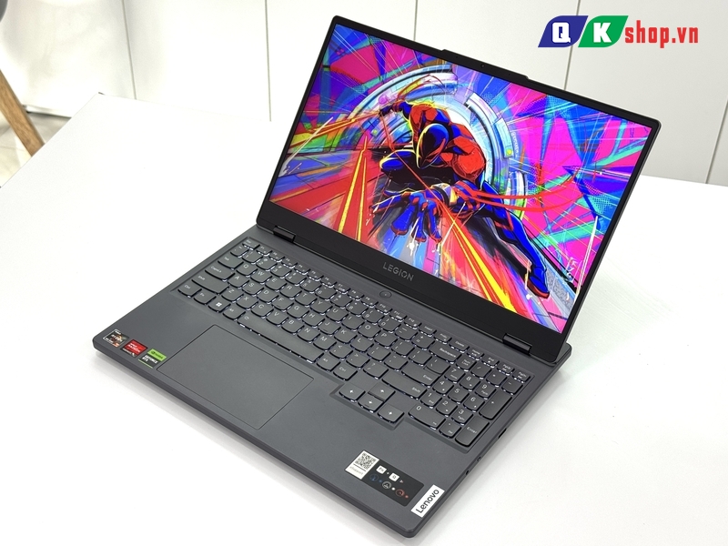 Laptop Lenovo Legion 5 15ARP8  Ryzen 7-7735HS / 16GB / SSD  512GB / 15.6'' 2.5K 165Hz / RTX 4060 8GB