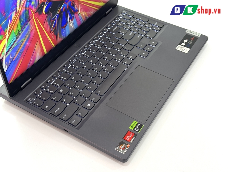Laptop Lenovo Legion 5 15ARP8  Ryzen 7-7735HS / 16GB / SSD  512GB / 15.6'' 2.5K 165Hz / RTX 4060 8GB