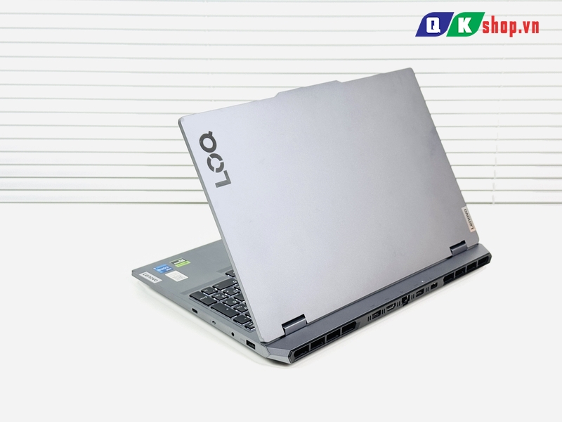 Laptop Lenovo LOQ Gaming 15IAX9 Core i5-12450HX / Ram 12GB / SSD 512GB / 15.6"FHD 144Hz / RTX 2050 4GB