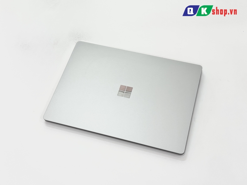 Surface Laptop 4 Core i7 - 1185G7 / Ram 16GB / SSD 512GB / 13.5 inch 2K Touch