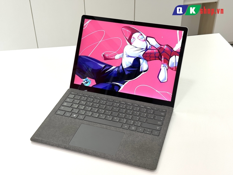 Surface Laptop 4 Core i7 - 1185G7 / Ram 16GB / SSD 512GB / 13.5 inch 2K Touch