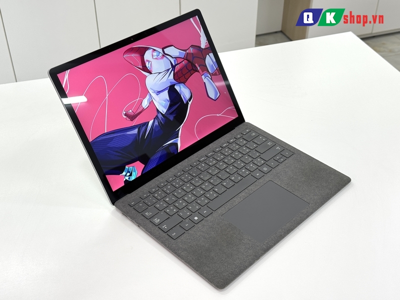 Surface Laptop 4 Core i7 - 1185G7 / Ram 16GB / SSD 512GB / 13.5 inch 2K Touch