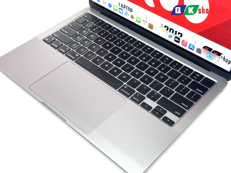 MacBook Air 13 M2 8CPU /8GPU / Ram 8GB / SSD 256GB / 13.6" 2k Liquid Retina