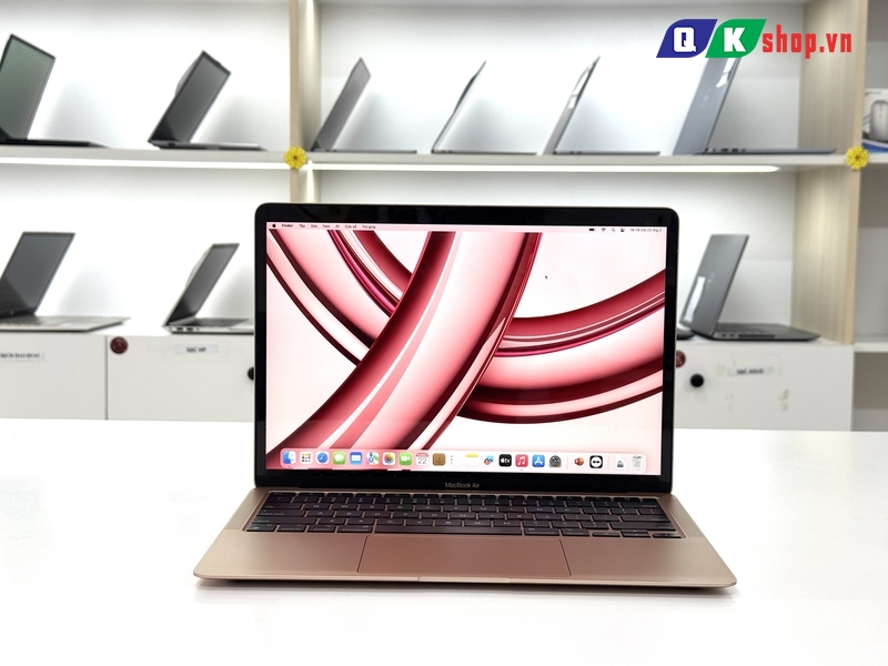 MacBook Air M1  2020 / Ram 8 GB / SSD 512 GB / 13.3 " Retina ( 2562x1600)