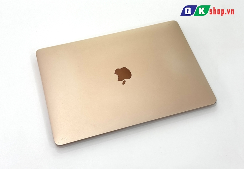 MacBook Air M1  2020 / Ram 8 GB / SSD 512 GB / 13.3 " Retina ( 2562x1600)