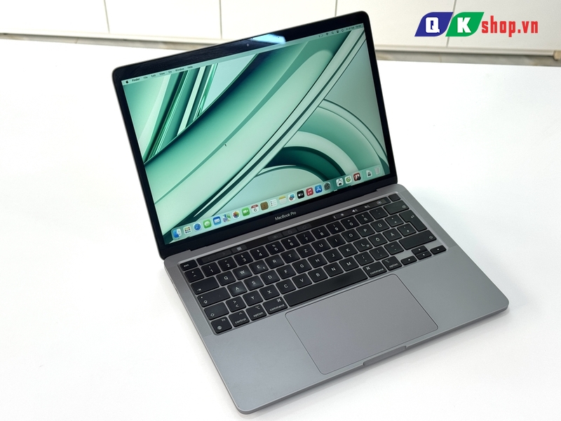 Macbook Pro M1 13 2020 / Ram  8GB / SSD 256GB / 13.3 inch 2K  Rerina